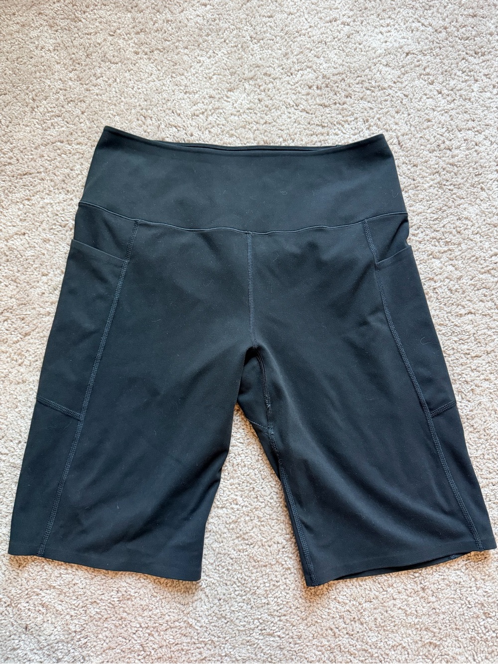 Uniqlo Black Women's Bike Shorts with Side Panels